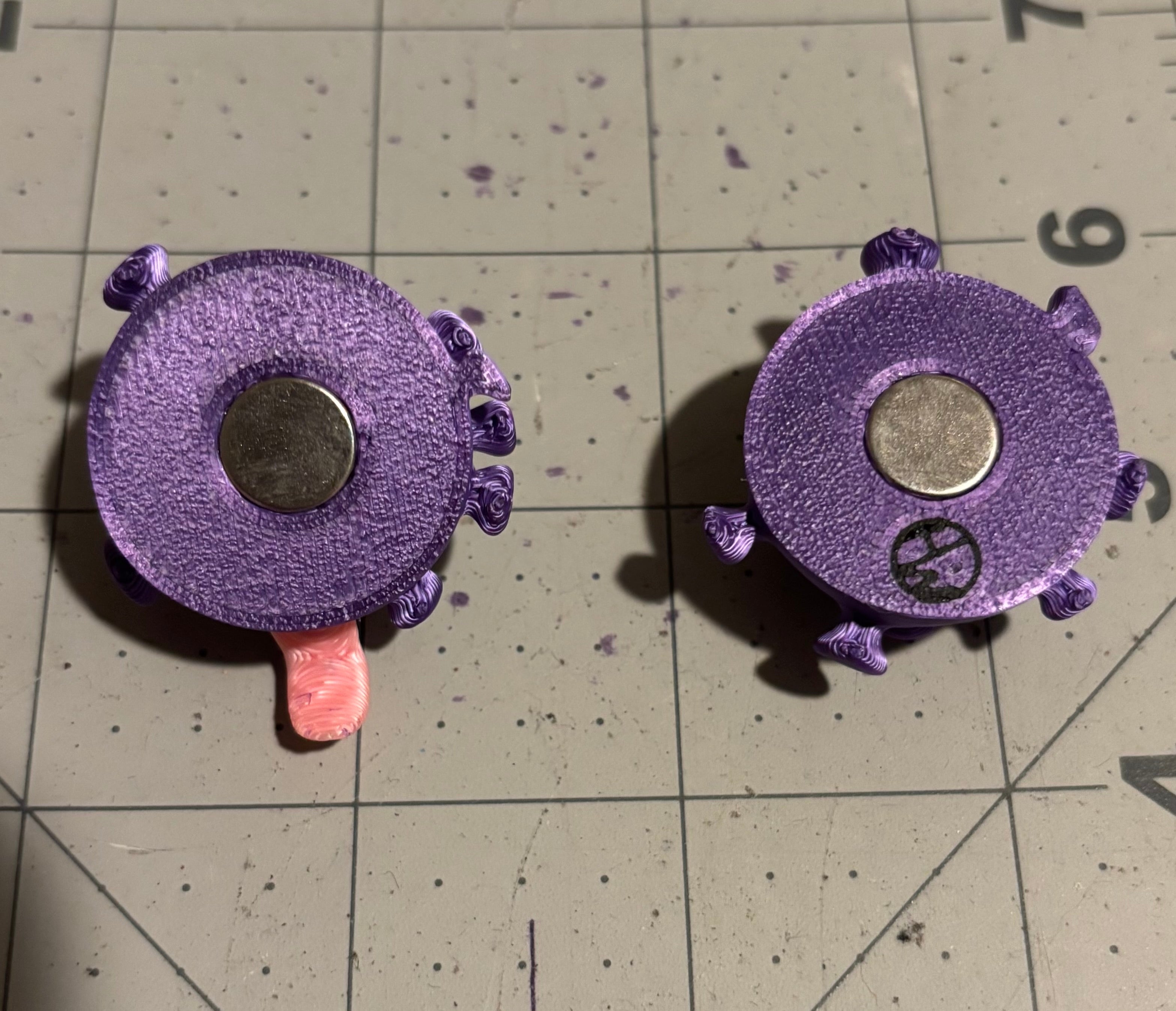 Magnet Hat Brim Pin - Oddball