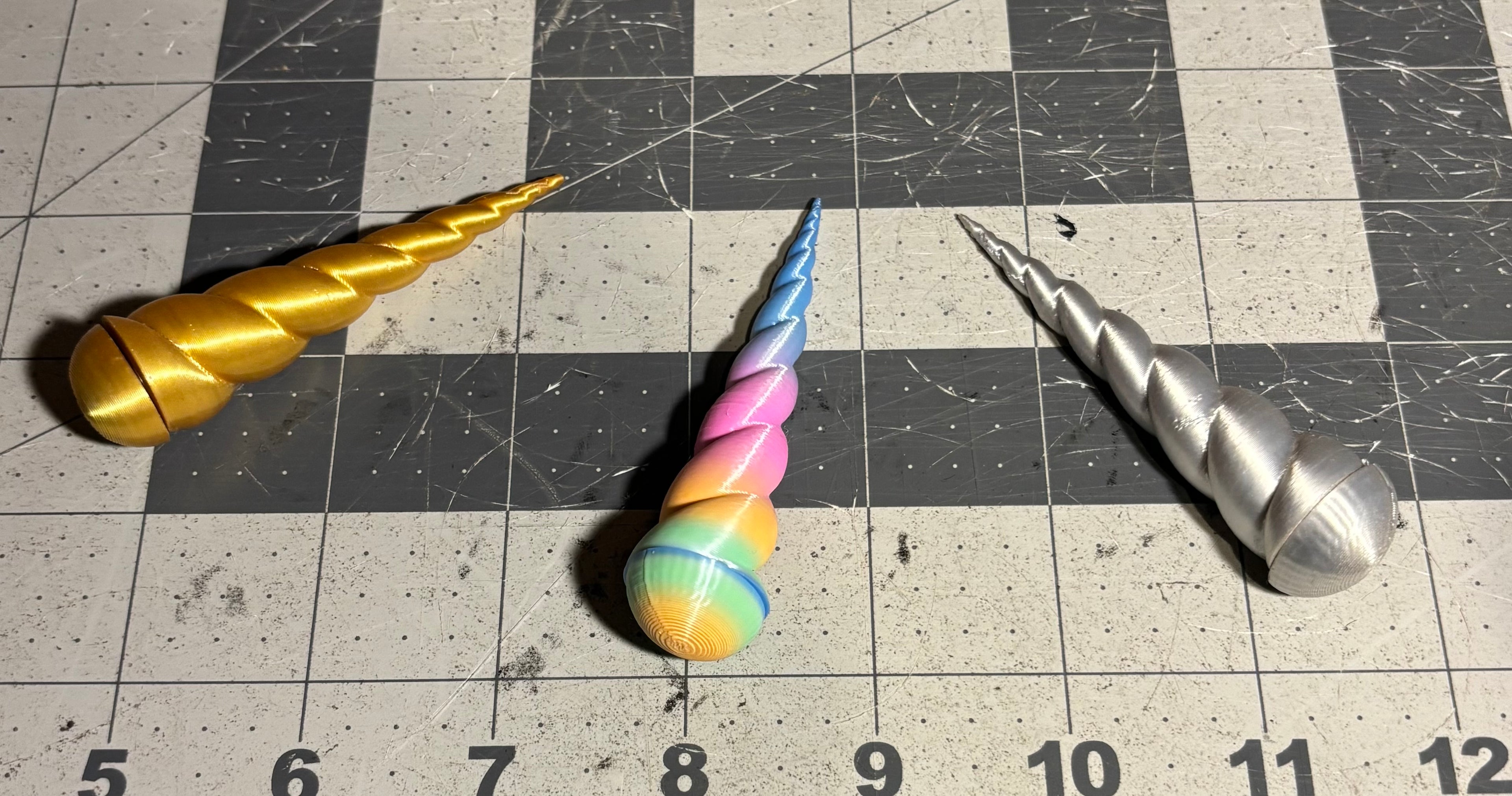 Magnetic Hat Brim Pin - Unicorn Horn