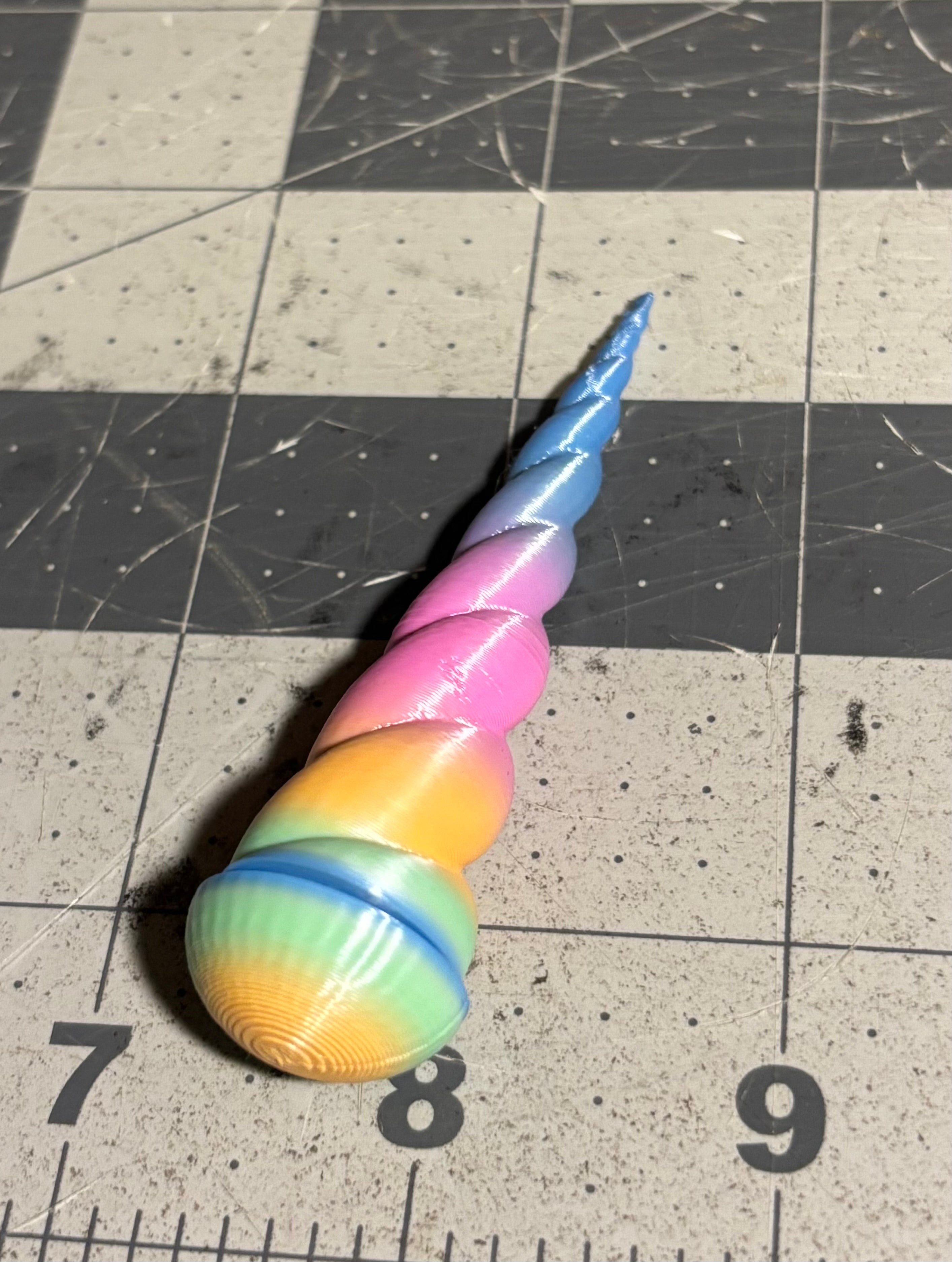 Magnetic Hat Brim Pin - Unicorn Horn